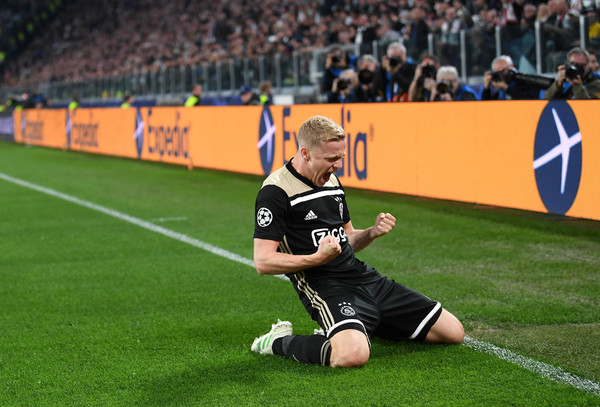 Jalan Terjal Real Madrid Rekrut Donny van de Beek
