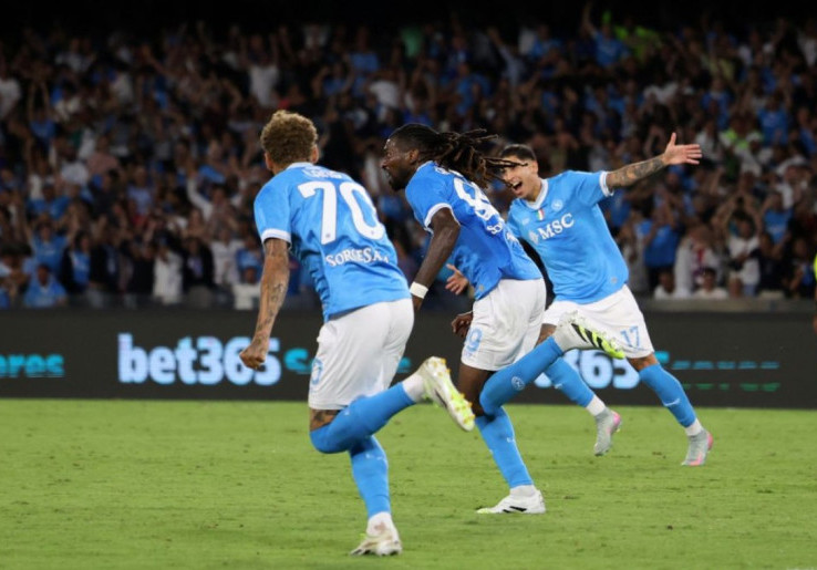 Alasan di Balik Strategi Napoli Rekrut Pemain Premier League