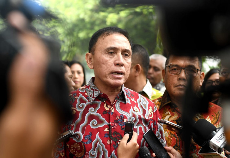 Ketum PSSI Pensiun dari Jabatan Polri dan Sekretaris Utama Lemhannas