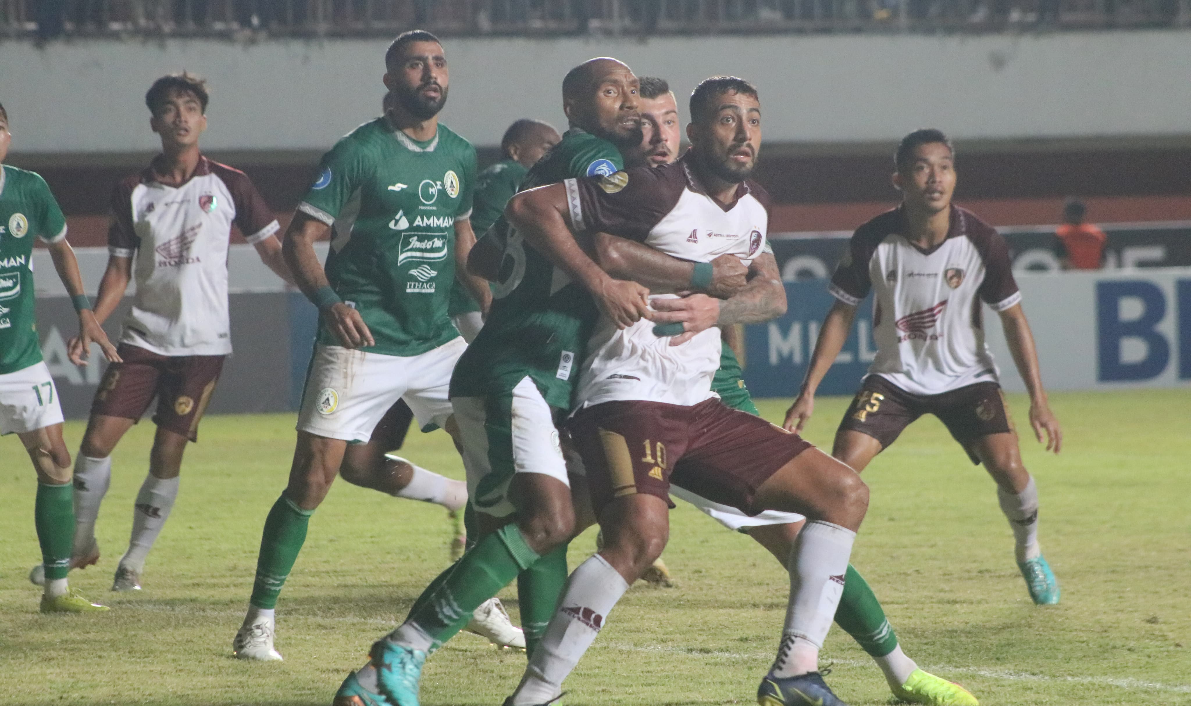 Hasil Liga 1: Barito Putera Kalahkan Persis, Duel PSS Vs PSM Tanpa Pemenang