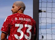 Dikenalkan Liverpool, Ronald Araujo Tuturkan Alasan Gabung The Reds