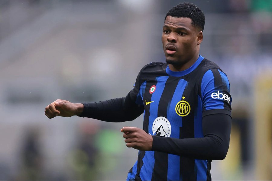 Kabar Baik untuk Manchester United, Inter Berencana Jual Denzel Dumfries