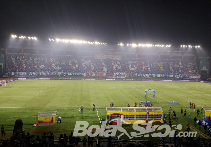 Persib Kena Denda Rp499 Juta dari AFC, Bojan Hodak Minta Bobotoh Lebih Dewasa