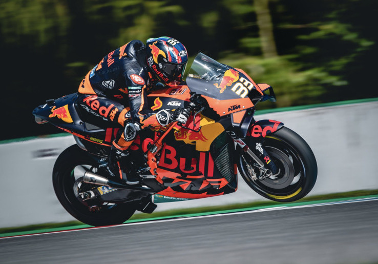 Kilas Balik MotoGP Austria: Kemenangan Dramatis Brad Binder saat Cuaca Buruk