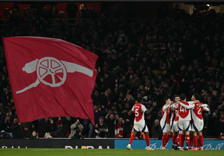 Liga Champions: Patrick Vieira Dukung Arsenal Lakukan Comeback di Markas Paris Saint-Germain