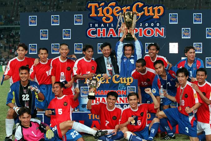 Nostalgia Piala Tiger 2000 - Final Pertama Timnas Indonesia, Thailand Superior, Lahirnya Kiatisuk Senamuang