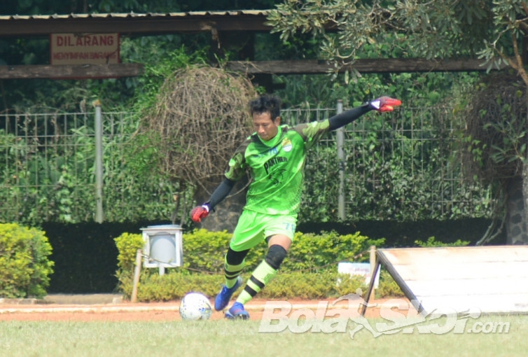 Sudah Gatal, Kiper Persib I Made Wirawan Rindu yang Normal