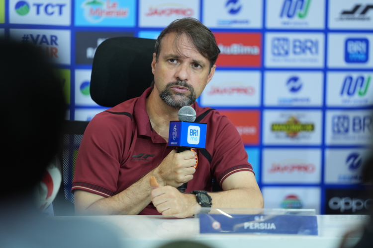 Persija Cetak Rekor Poin Tertinggi, Mauricio Souza Belum Tahu soal Masa Depannya
