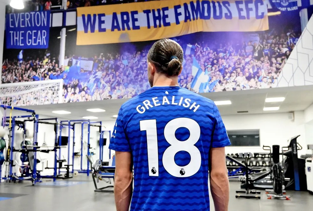 Resmi Gabung Everton, Jack Grealish Ungkap Alasan Pilih Nomor 18