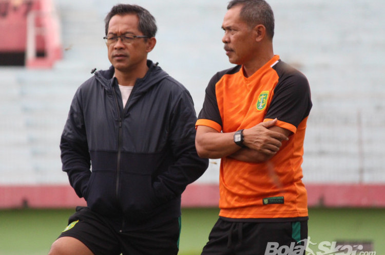Pelatih Persebaya Aji Santoso Pasrahkan Putusan Kompetisi ke PSSI