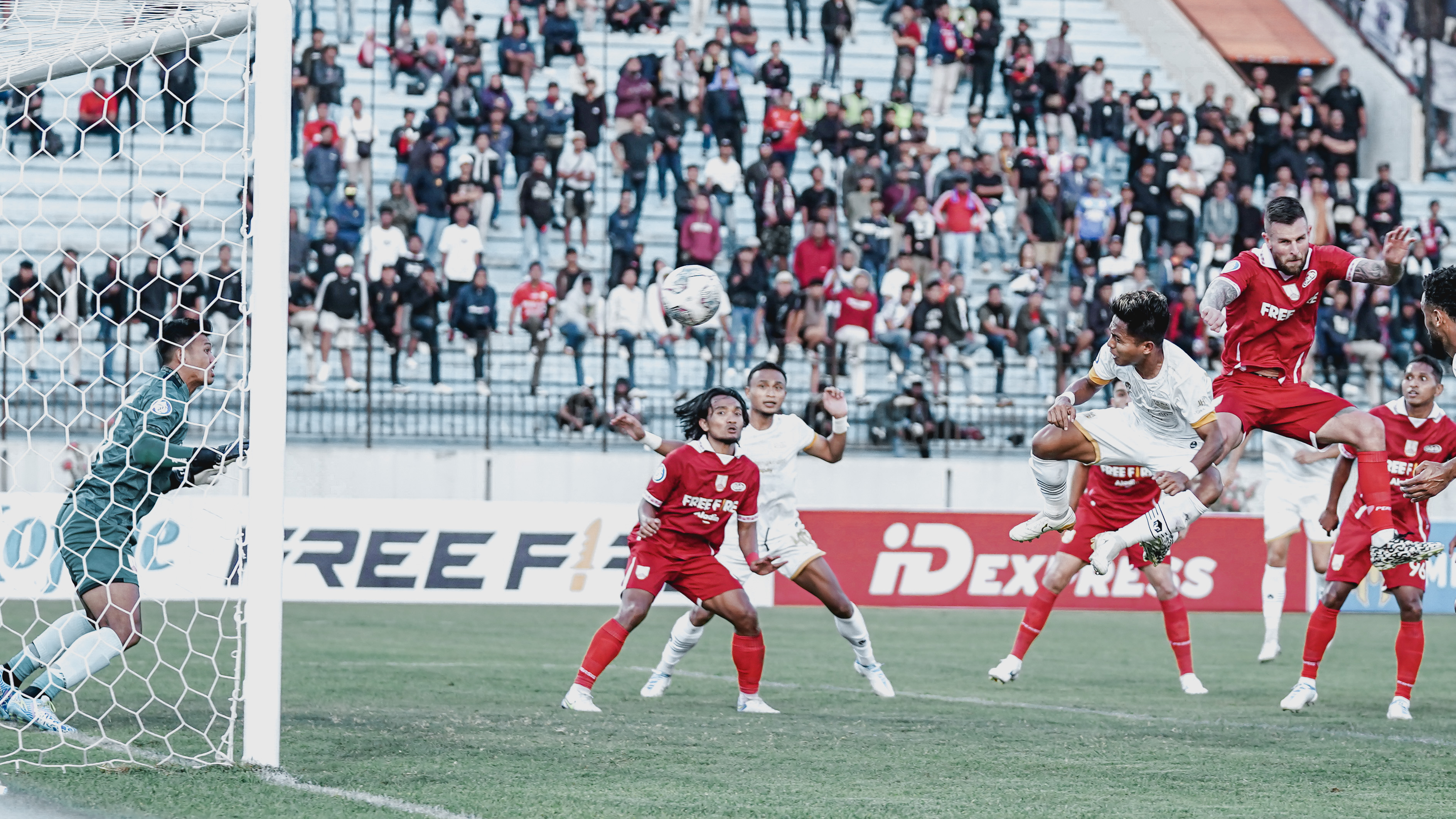 Menang atas Persis, Nil Maizar Minta Dewa United FC Tetap Membumi
