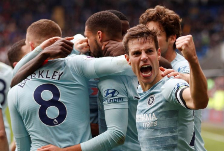 Cesar Azpilicueta Maklumi Suporter Chelsea yang Gemar Mencibir