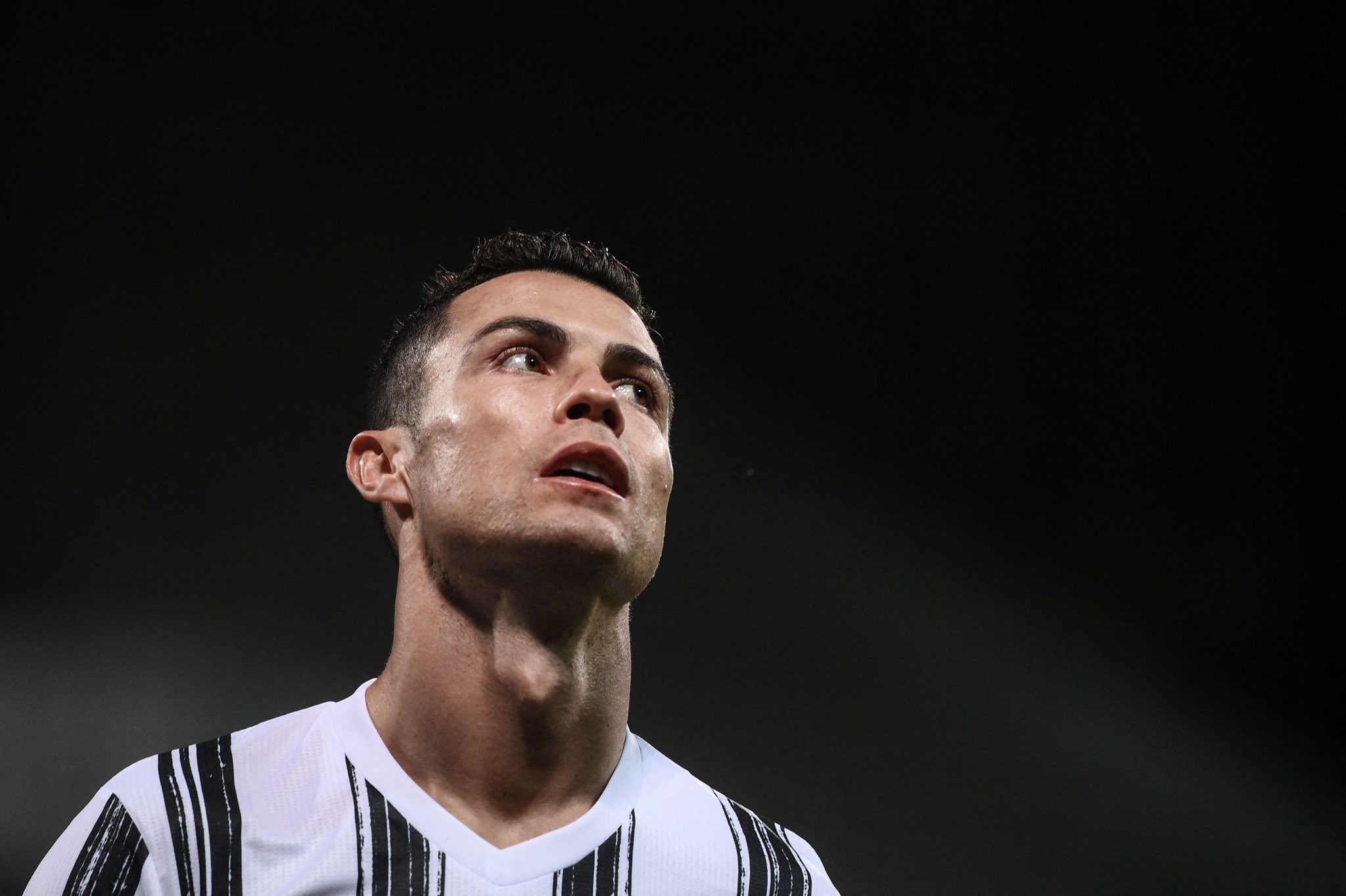 Cristiano Ronaldo di Antara Profesionalisme dan Loyalitas