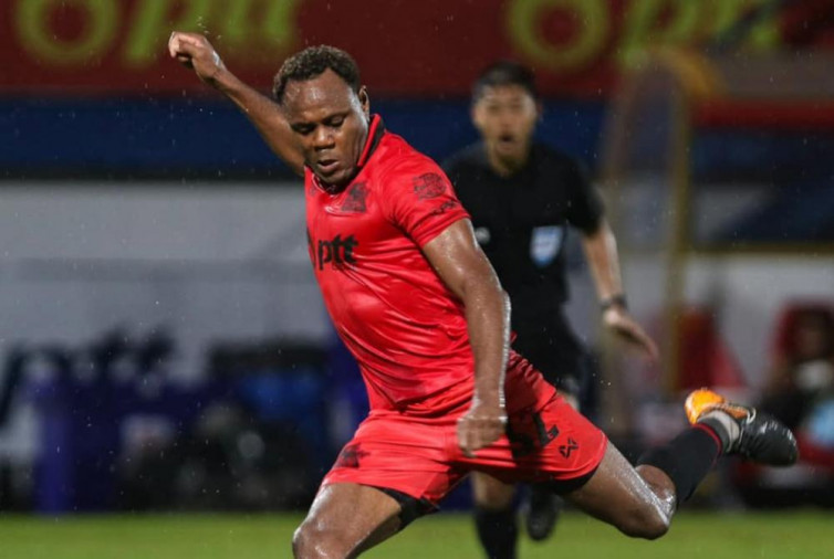 Victor Igbonefo: Thailand Main Cepat dan Pressing Tinggi