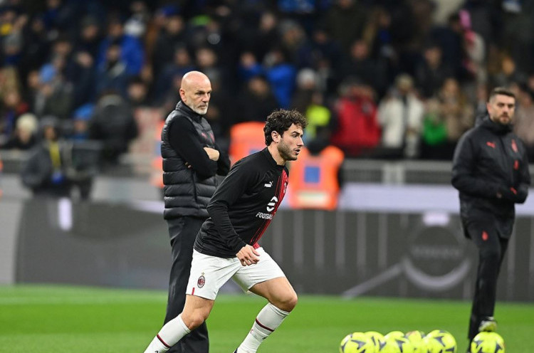 Inter Kalahkan AC Milan, Eksperimen Stefano Pioli Tak Berjalan Baik