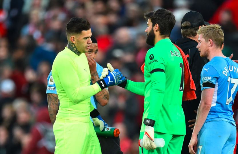 Sarung Tangan Emas Premier League 2021-2022: Duo Brasil Dominan