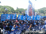 HUT ke-34, Arema FC Minta Jaga Tradisi Beratribut Klub di Kalangan ASN