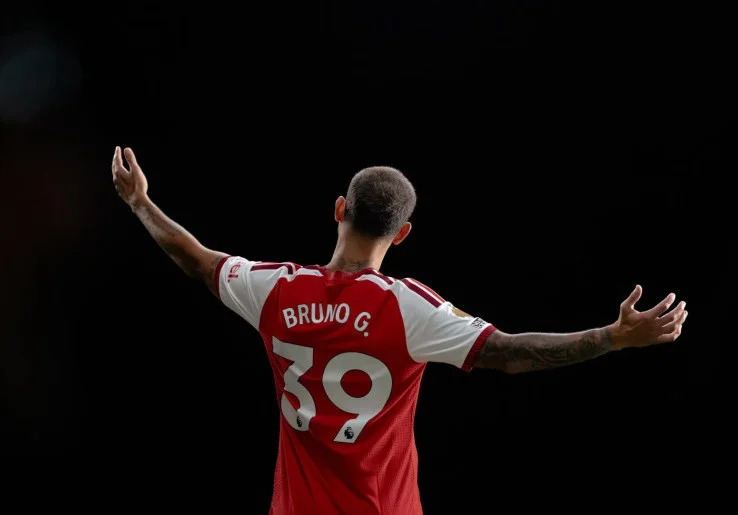 Bukan Sekadar Angka, Kisah Haru di Balik Nomor 39 Bruno Guimaraes