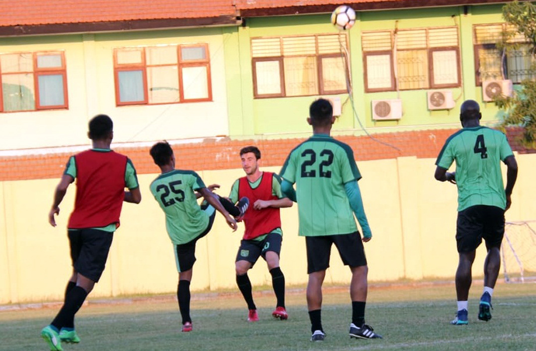 Pelatih Anyar Persebaya Diumumkan Sebelum Akhir Agustus