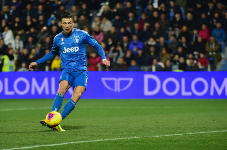 Jet Pribadi Tidak Bisa Menjemput, Cristiano Ronaldo Batal Kembali ke Italia