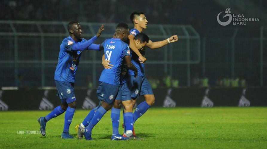 Arema FC Turun dengan Kekuatan Terbaik Lawan Semen Padang