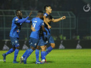 Arema FC Turun dengan Kekuatan Terbaik Lawan Semen Padang