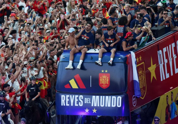 Pesta Juara Dunia Spanyol, 2 Juta Suporter Hadir di Madrid