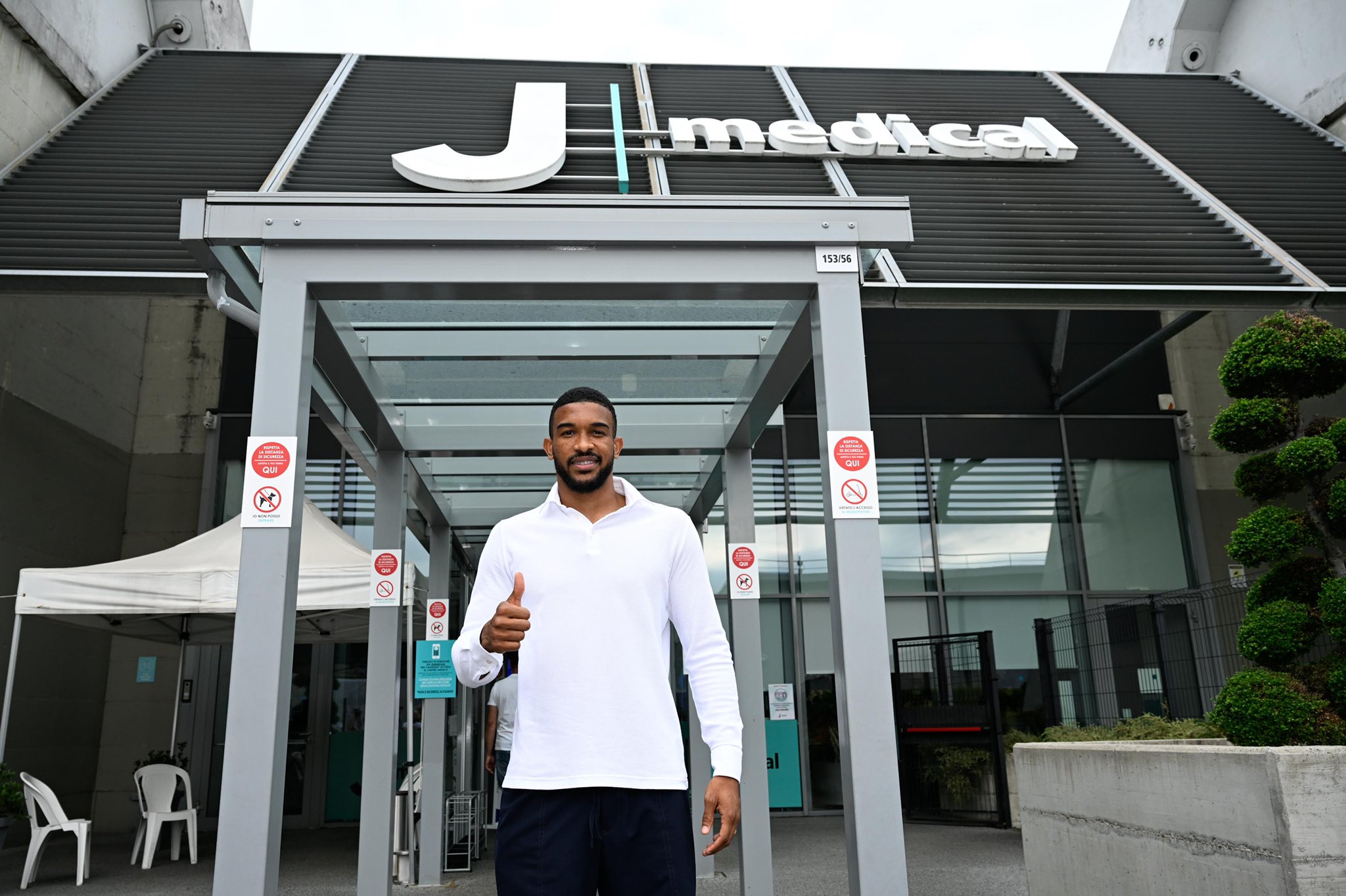 Rekap Transfer Sepekan Terakhir: Juventus Punya Bek Baru, Chelsea dan Barcelona Berebut Jules Kounde