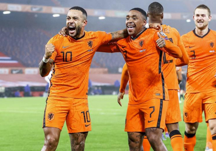 Standar Ganda Ronald Koeman kepada Memphis Depay dan Steven Bergwijn
