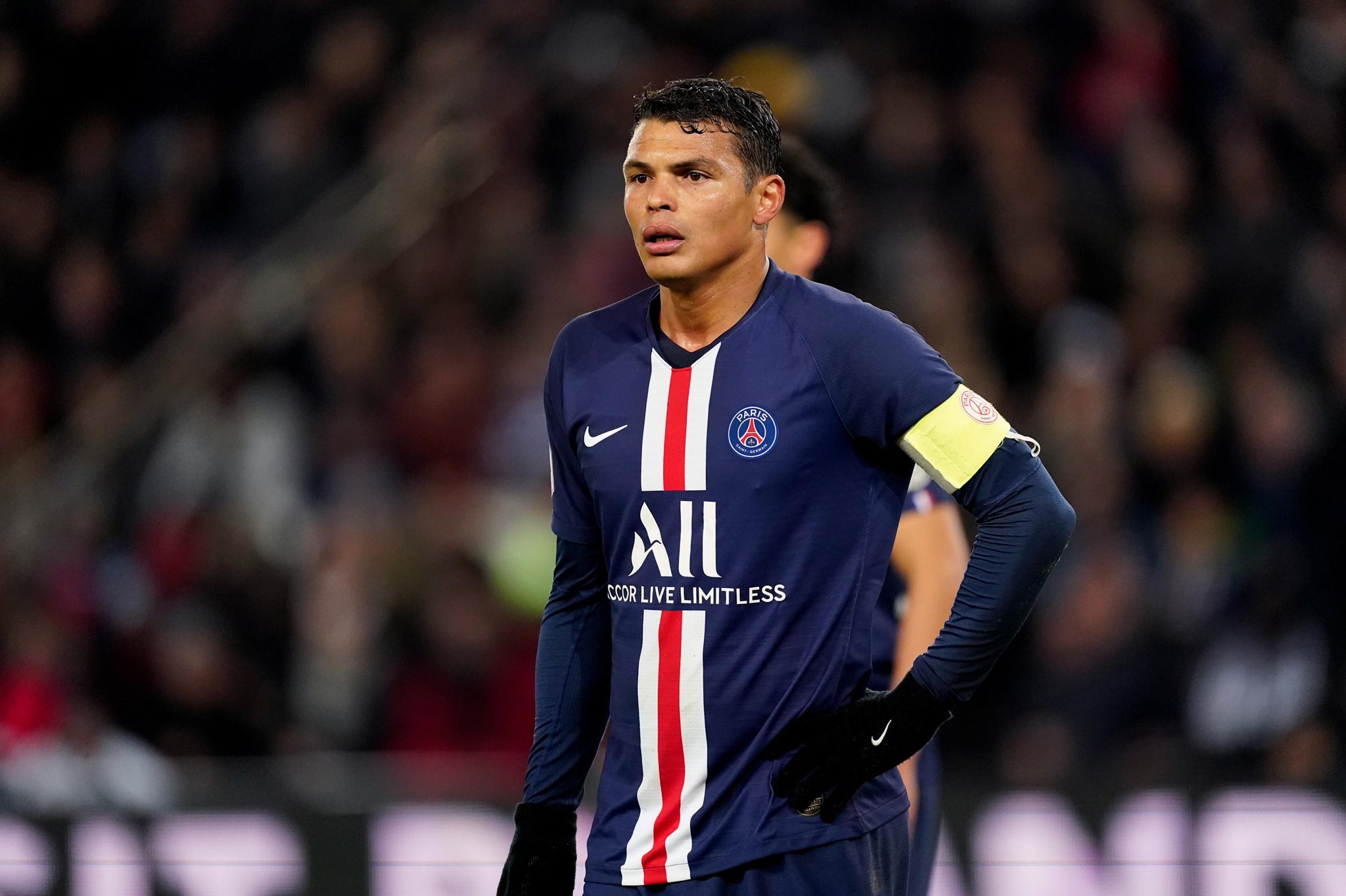 Bursa Transfer AC Milan: Thiago Silva Menjauh, Zlatan Ibrahimovic Bertahan
