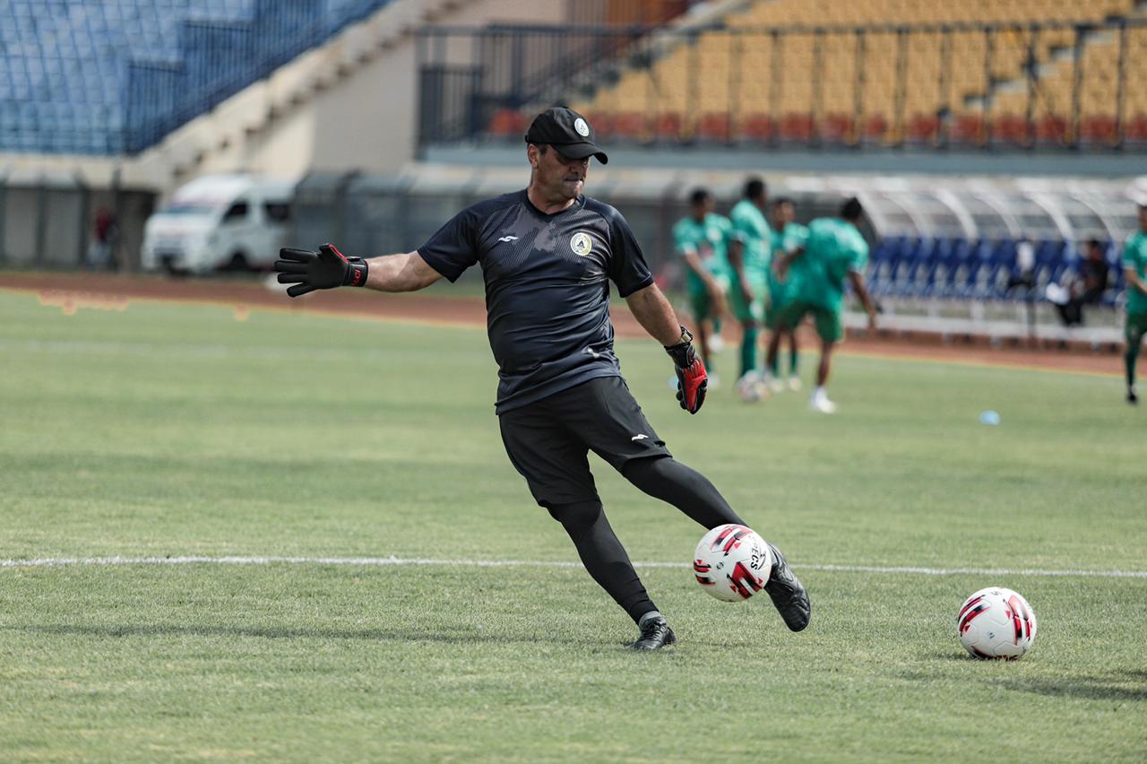 Carlos Salomao Bicara soal Kualitas Kiper PSS Sleman