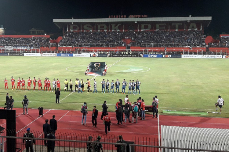 Piala Indonesia 2018: Dukungan Penuh Aremania Buat Penggawa Arema FC Terharu