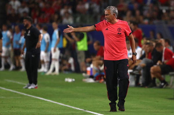 Kirim Dukungan untuk Inter Milan, Mourinho Bocorkan Rencana Masa Depan