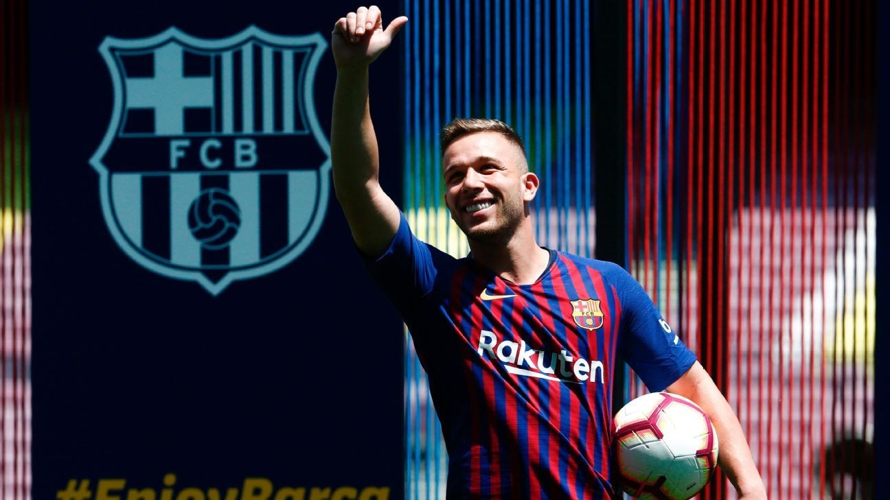 5 Fakta yang Perlu Diketahui dari Arthur, Rekrutan Anyar Barcelona