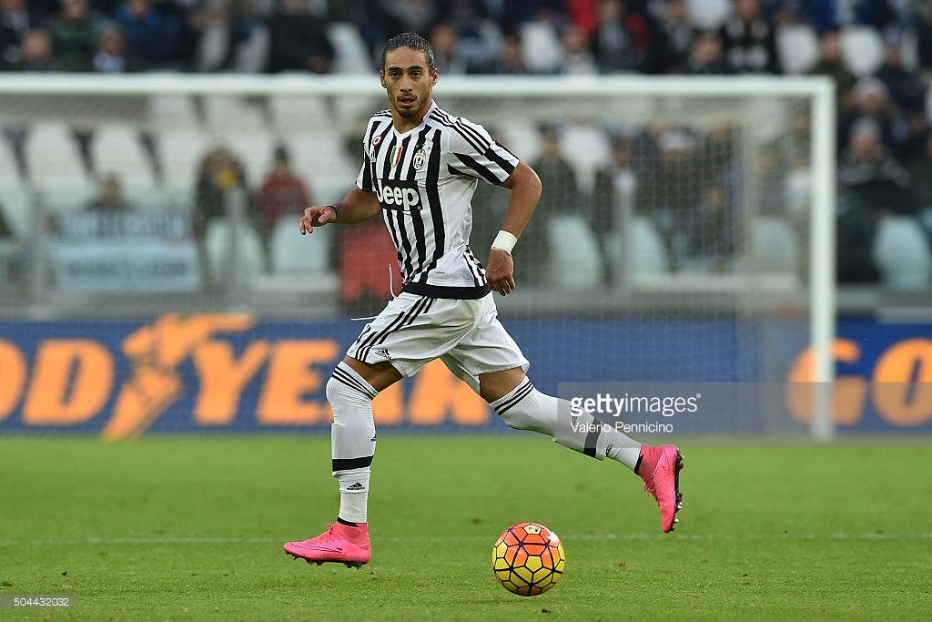Napoli Segera Resmikan Bek Juventus