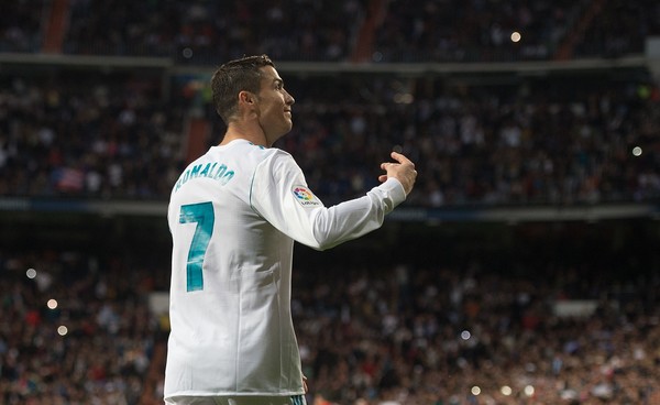 Ronaldo Bikin Gol, Madrid Petik Tiga Angka