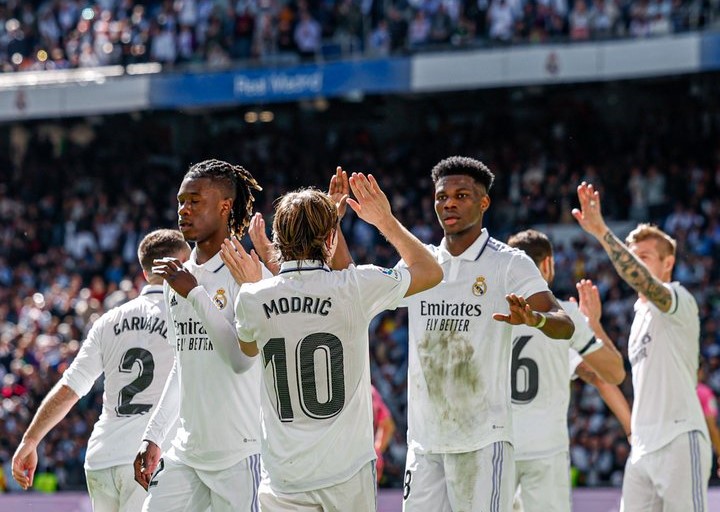 Tumbangkan Espanyol, Real Madrid Langsung Bidik Barcelona