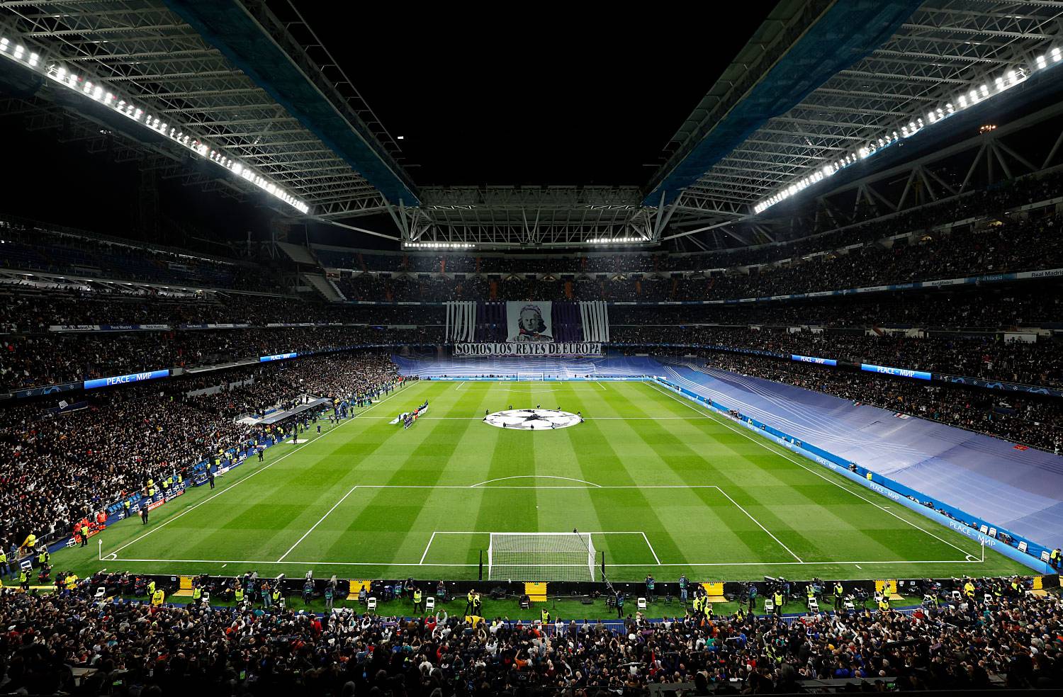 Mengenal Miedo Escenico: Ketika Santiago Bernabeu Bikin Lawan Demam Panggung