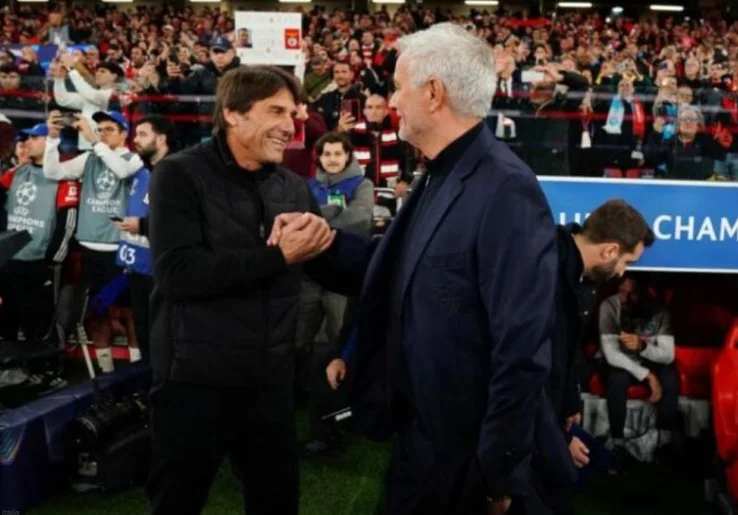 Conte Klaim Napoli Kalah karena Kelelahan, Mourinho Beri Jawaban Menohok