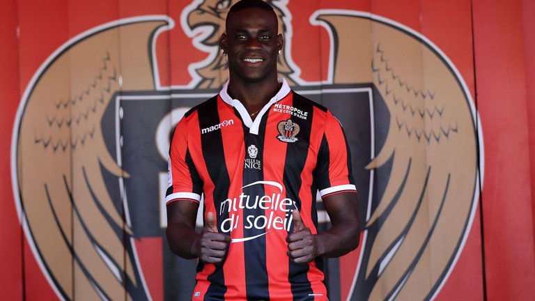 Balotelli Menyesal Pernah Bermain Untuk Liverpool
