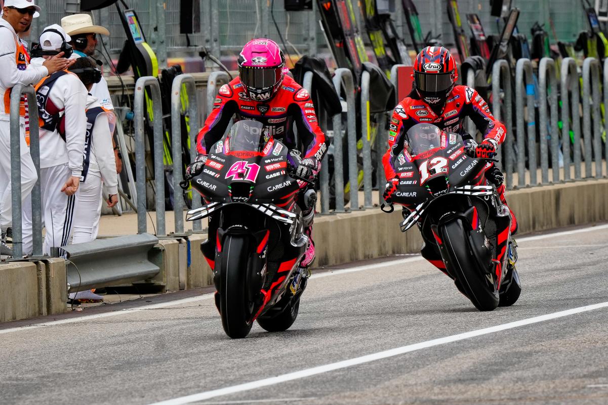 Bos Aprilia Yakin Tidak Akan Ada 'Perang Saudara' Antara Espargaro dan Vinales