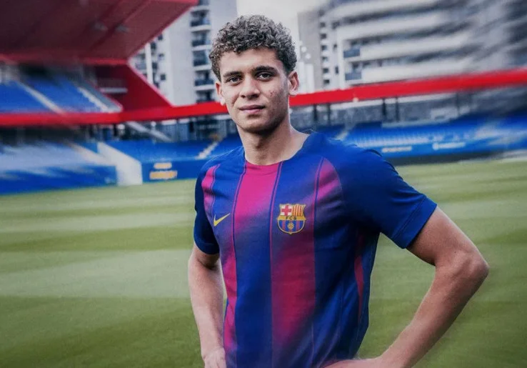 Penyerang Baru Barcelona Mirip dengan Erling Haaland