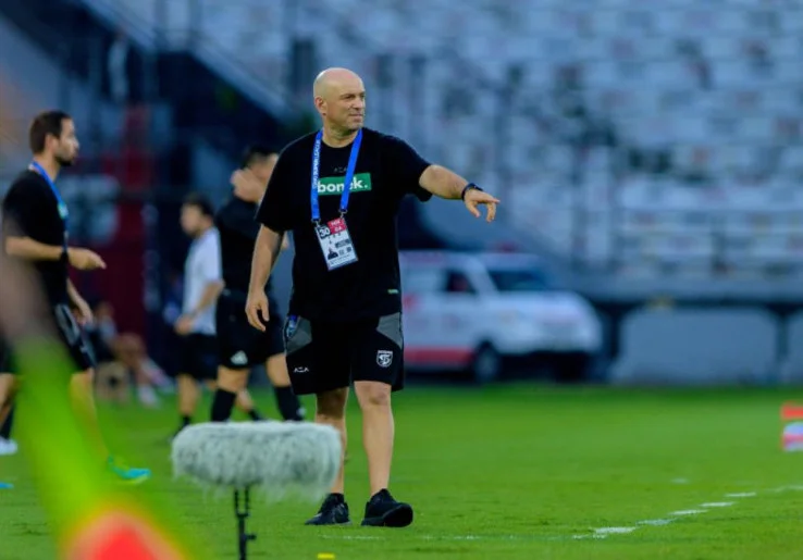 Persebaya Menggila di Derby Jatim, Bernardo Tavares Beberkan Peran Besar Bonek