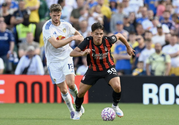 Daftar Transfer Resmi AC Milan pada Musim Panas 2025: Zachary Athekame Selangkah Lagi Bergabung