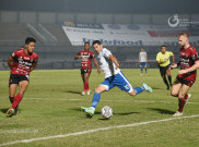 Pelatih Persib Anggap Bali United Mainkan Sepak Bola Negatif