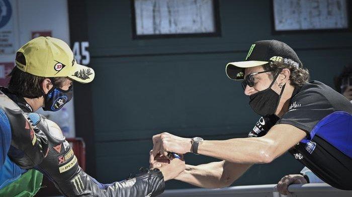 Sang Adik Kecelakaan, Fokus Rossi Bercabang Jelang MotoGP Prancis