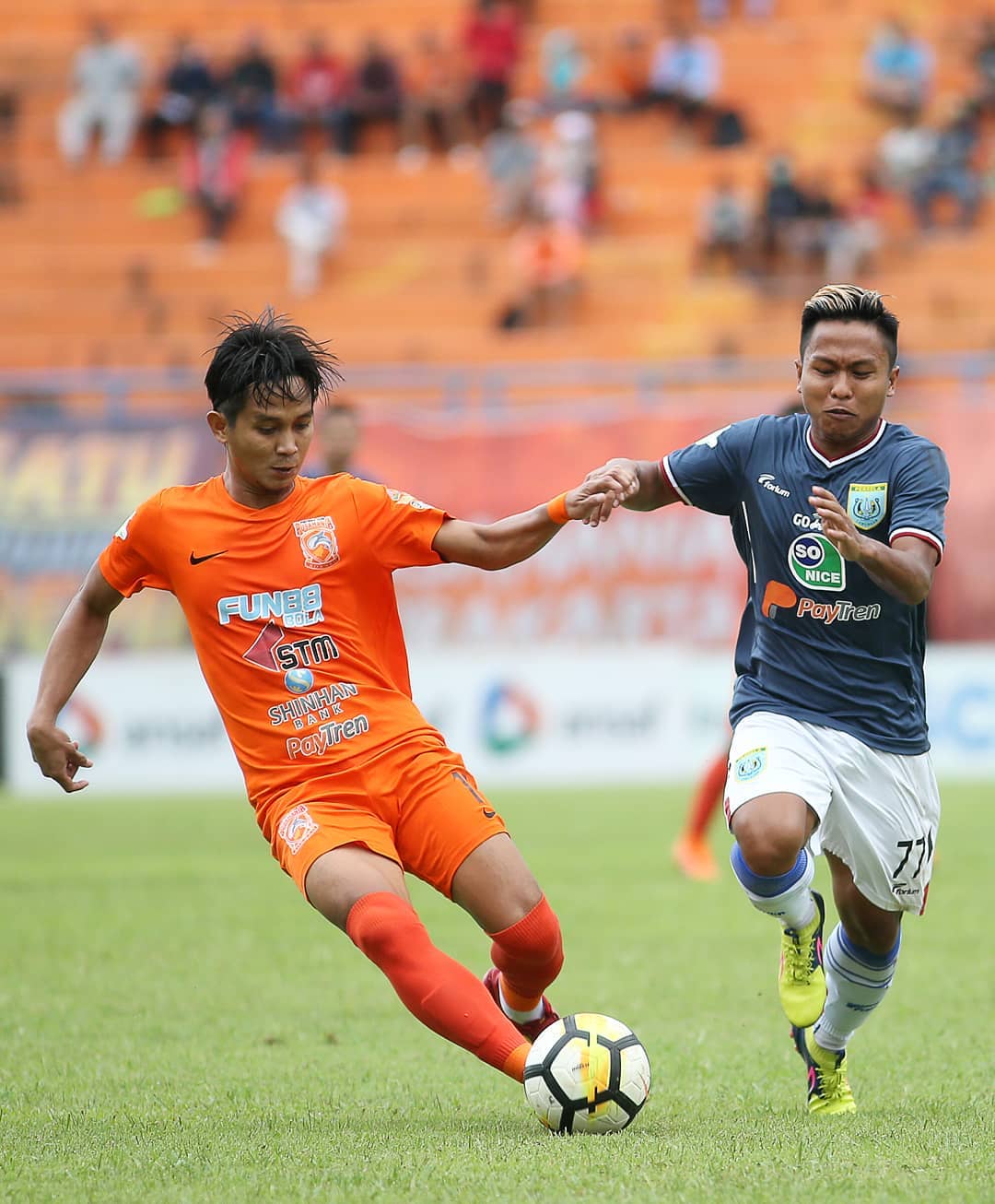 Borneo FC 3-2 Persela, Madura United 2-2 PSIS: Drama Injury Time