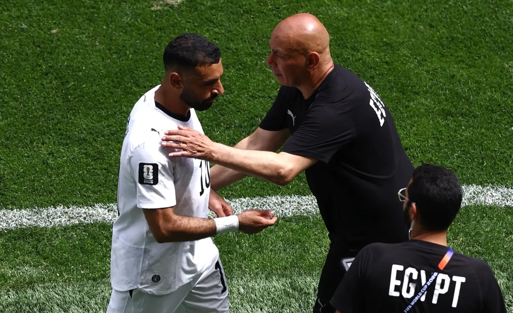 Mesir Diganggu Kabar Keretakan Pelatih Hossam Hassan dengan Mohamed Salah