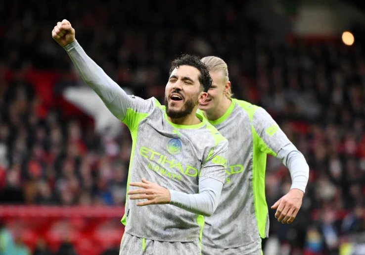 Hasil Premier League: Kalahkan Nottingham Forest 2-1, Manchester City Naik ke Puncak