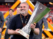 Akhiri 17 Tahun Penantian Trofi, Ange Postecoglou Tetap Dipecat Tottenham Hotspur